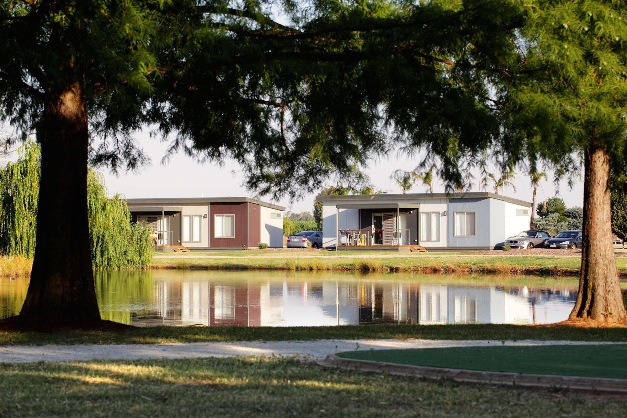 Racv Cobram Resort Exterior foto