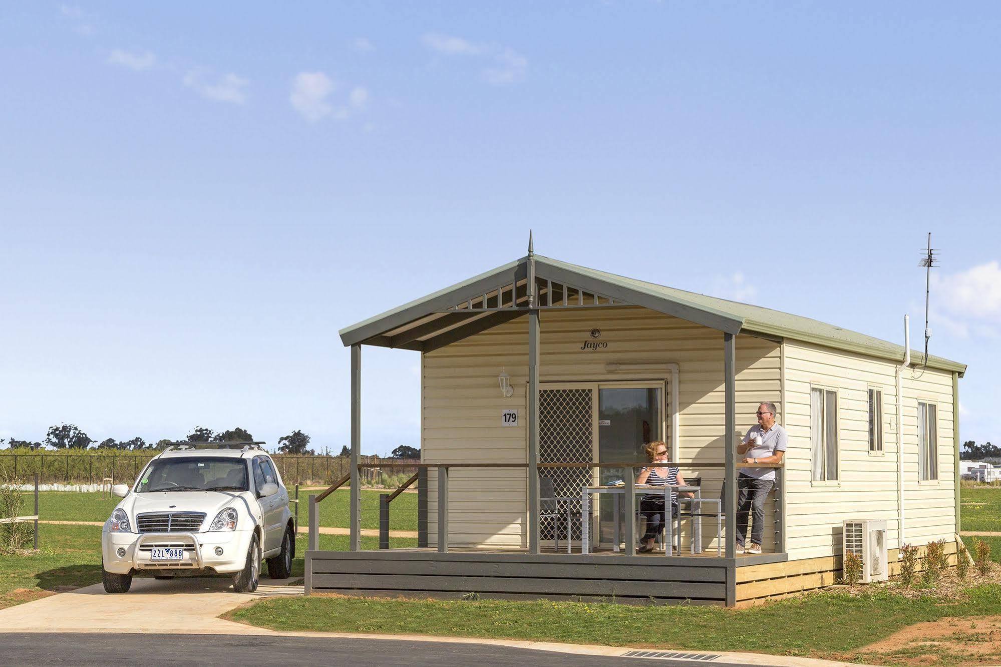 Racv Cobram Resort Exterior foto